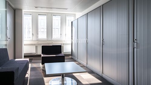 Administratif/Bureau de 187m2 à Lausanne