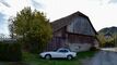 Casa colonica con due appartamenti e garage in paese