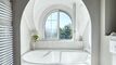 Exceptional classic-style house in perfect condition