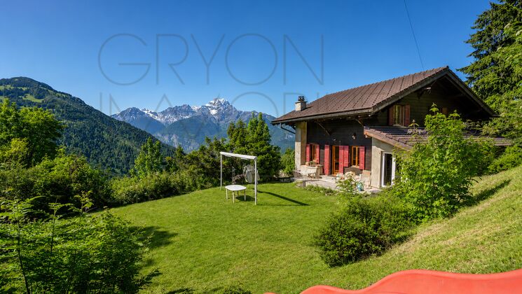 Chalet in Gryon mit separatem Studio, Blick auf die Berge