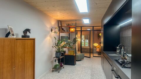 Elegante 2.5 Zimmer Wohnung inkl. Carport