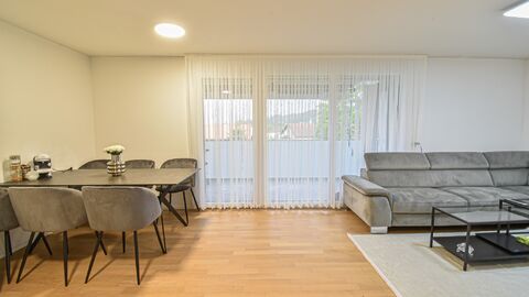 Ländliches, zentrales Wohnen in moderner 2.5 Zimmer Wohnung Nr. 6