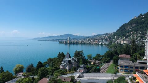 APPARTEMENT DE 1 PIECE
A PROXIMITE IMMEDIATE DU LAC