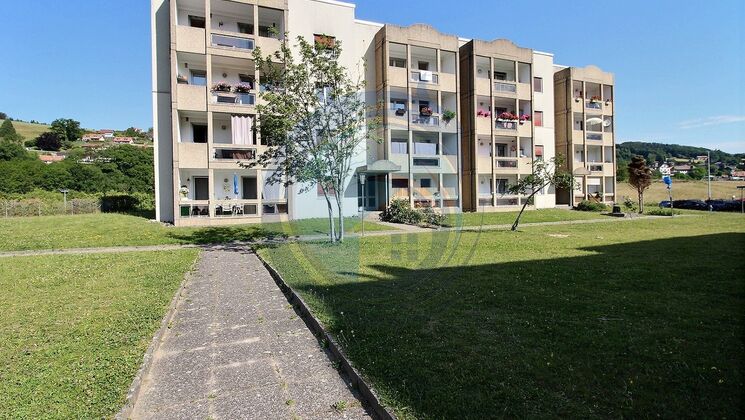 APPARTEMENT TRAVERSANT DE 3,5 PIÈCES AVEC BALCON - LIBRE DE SUITE
