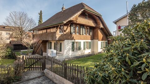 Kleines Stöckli, kleiner Garten, grosse Freude!