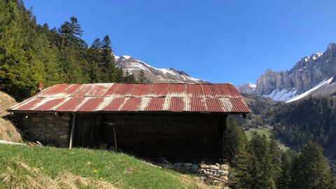Chalet dans la vallée du Sanetsch