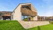 Exceptional villa - 6.5 rooms - in a natural setting in Montavon