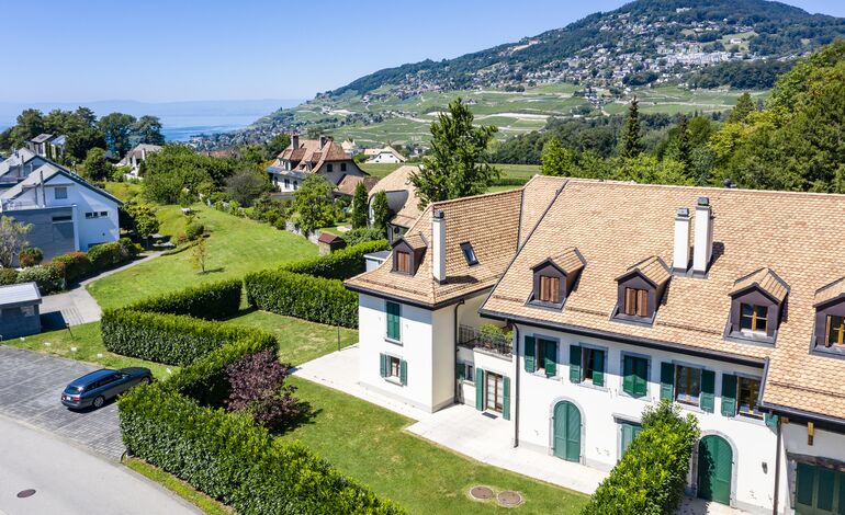 Magnifique appartement avec grand jardin, dans résidence prestigieuse