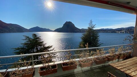 LUGANO-CASTAGNOLA
Appartamento 5 locali fronte lago