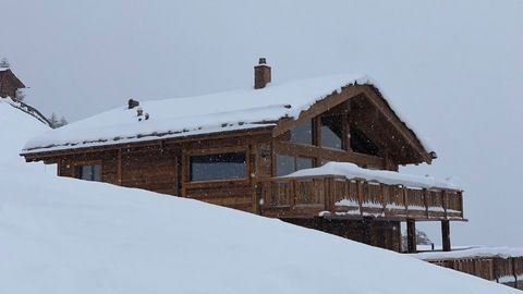 5 gorgeous chalet
"les Dijettes"
Sale to foreign client permitted