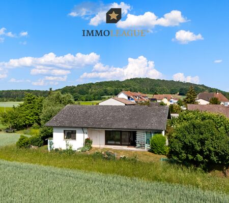 Freistehendes Zuhause direkt am Feldrand