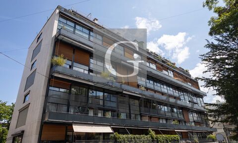 Superb, bright apartment in the emblematic Immeuble Clarté