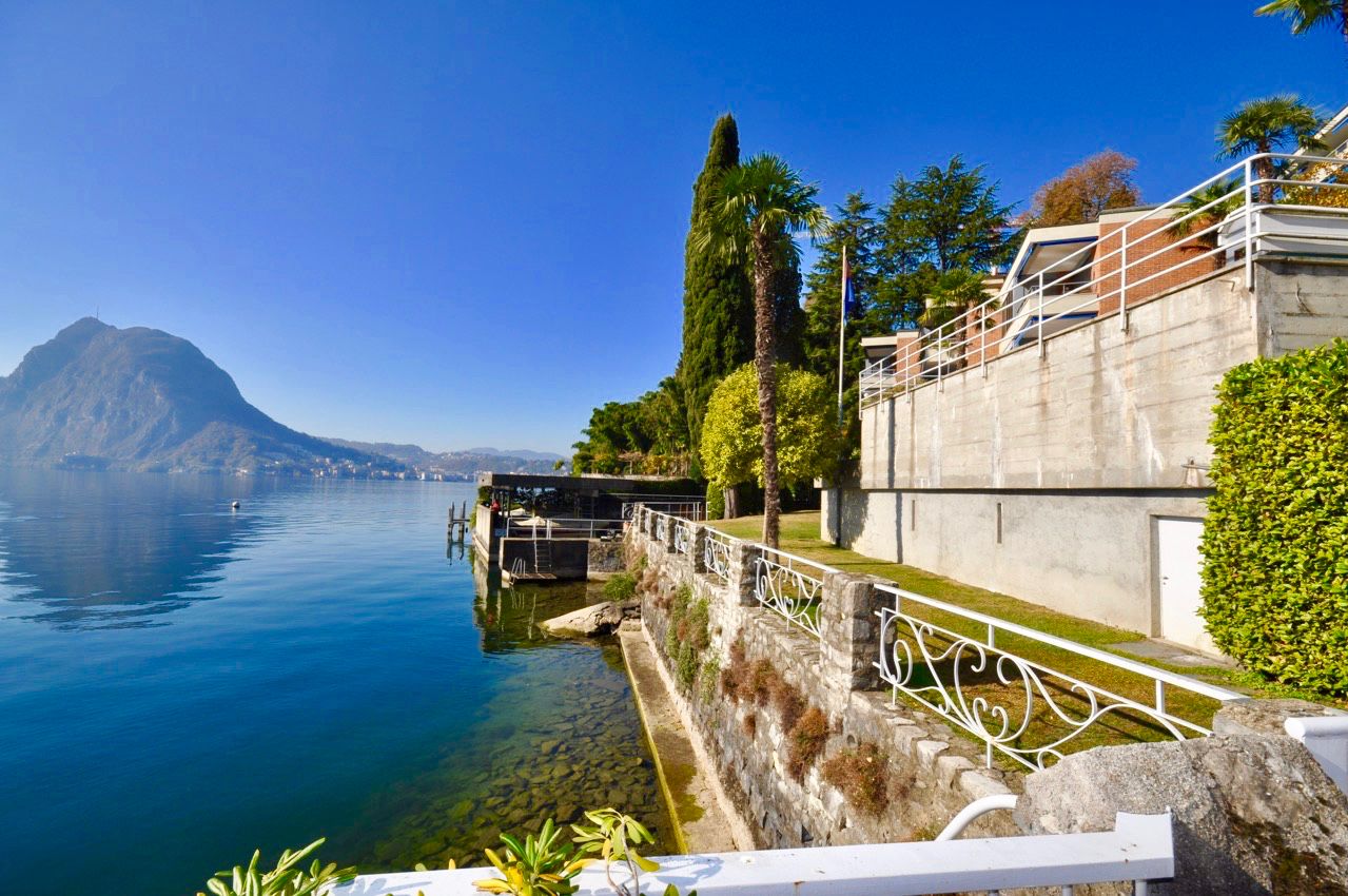 Elegante Appartamento 4.5 locali Fronte Lago di Lugano a Castagnola