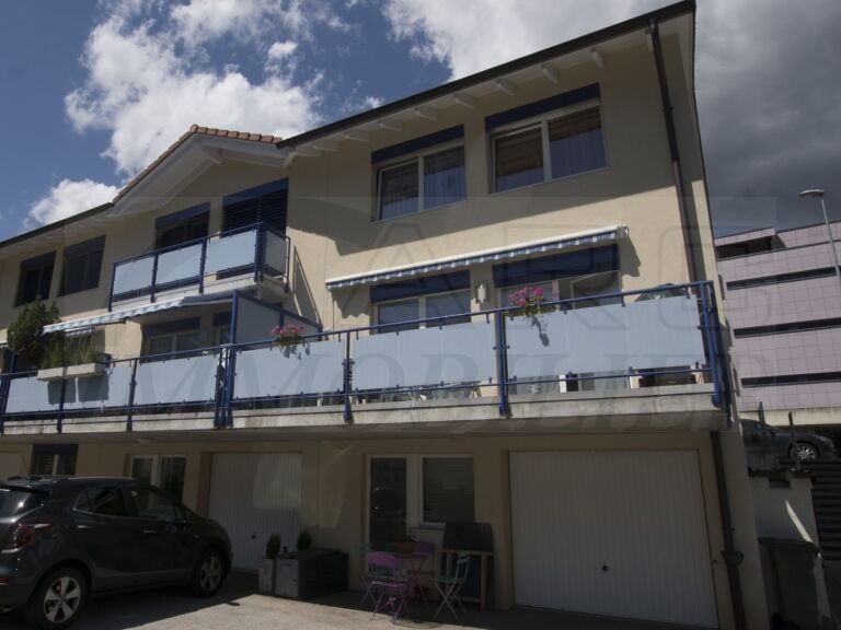 Maison familiale contigüe de 5.5 pièces
