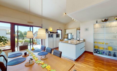 Penthouse apartment, near Croix-de-Rozon customs