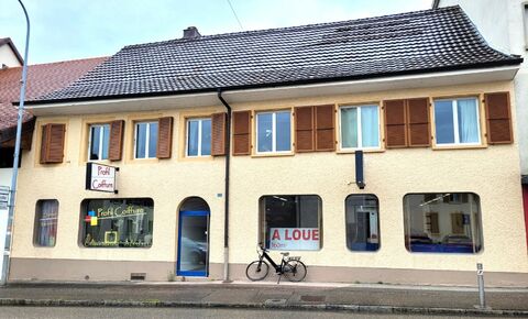 Large commercial space in the heart of Courrendlin