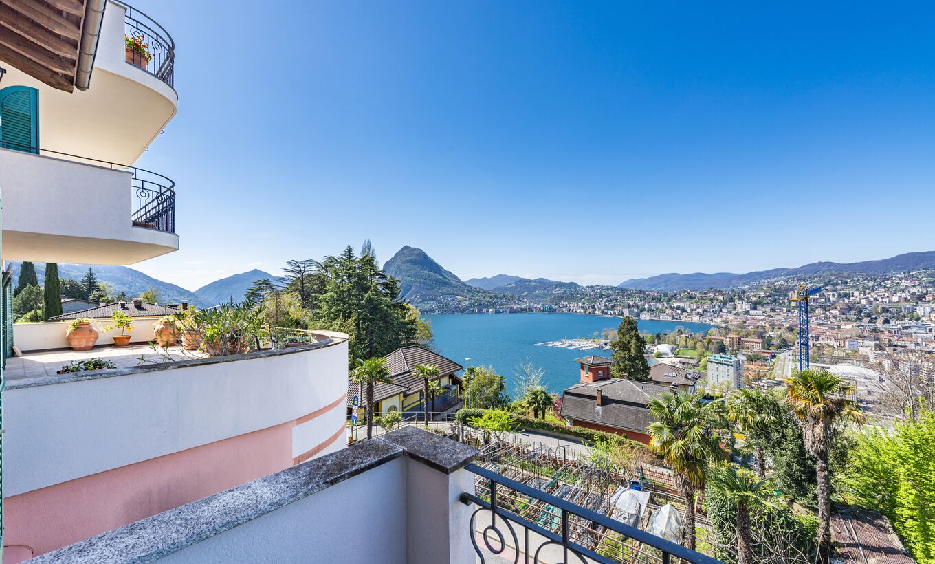 Elegante appartamento vista lago