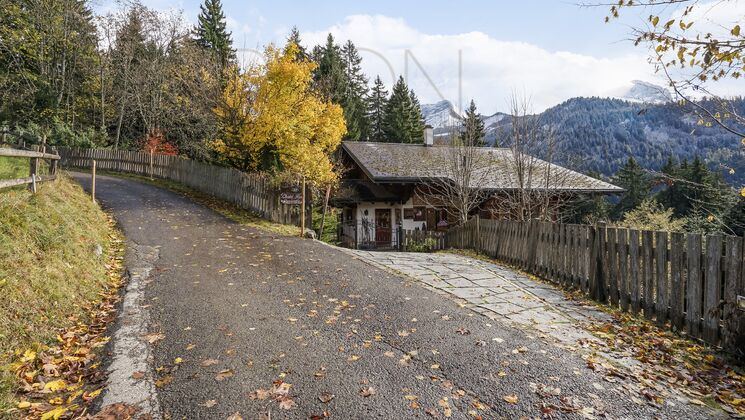 Chalet Rose : Tranquillité et Nature à La Barboleuse Chalet Rose : Tranquillité et Nature à La Barboleuse