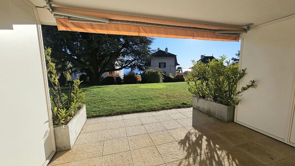 Condominium apartment CH-1009 Pully