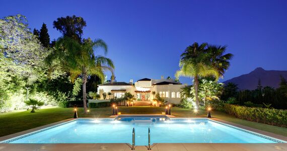 PRACHTVOLLE LUXUSVILLA IN NUEVA ANDALUCIA IN MARBELLA