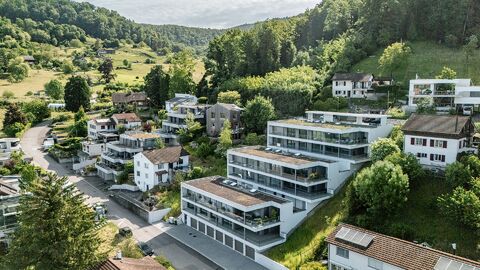 4½-Zimmer Terrassenwohnung mit Gartenanteil