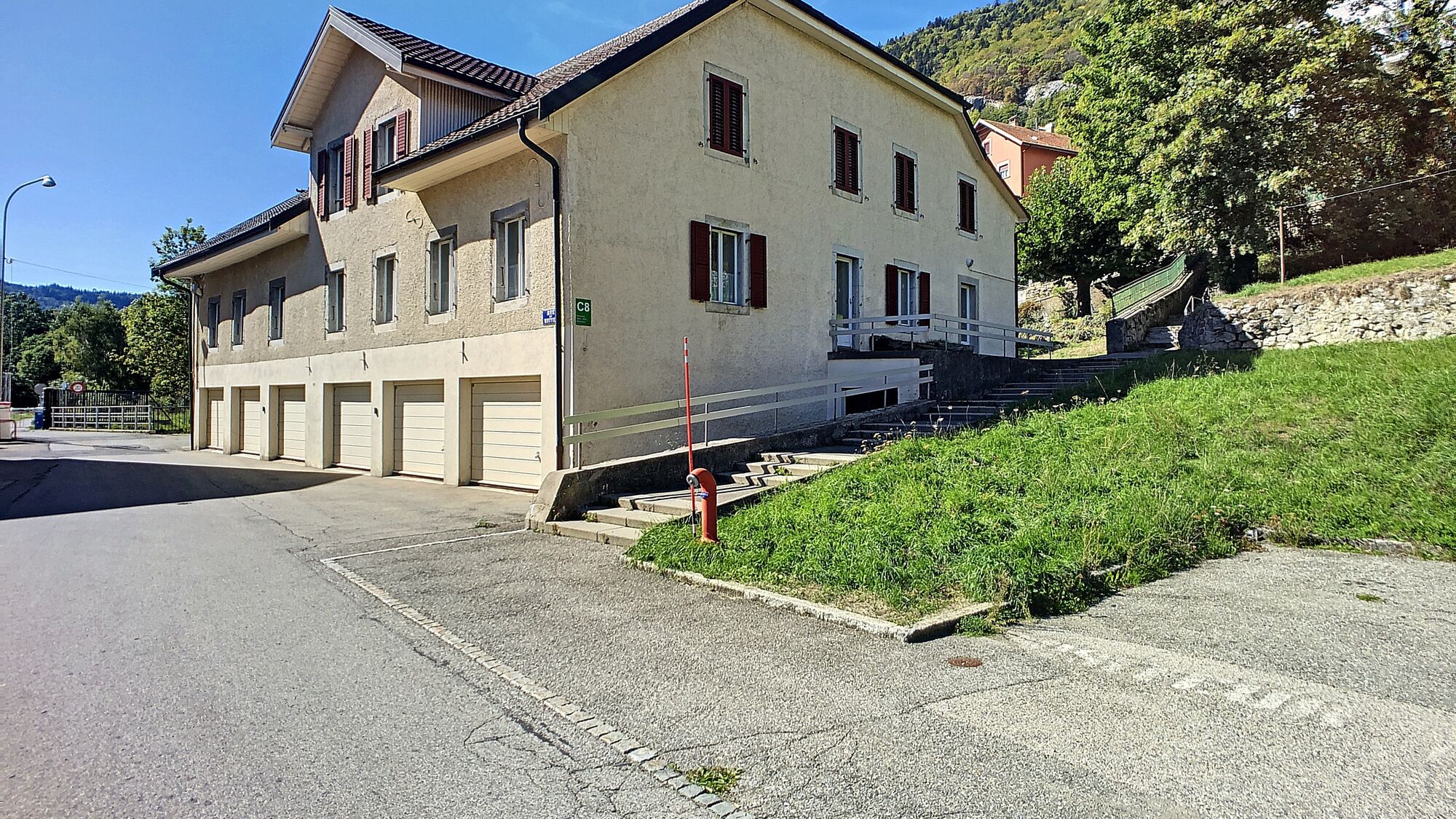 Firstview