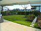 Beau et moderne appartement avec jardin