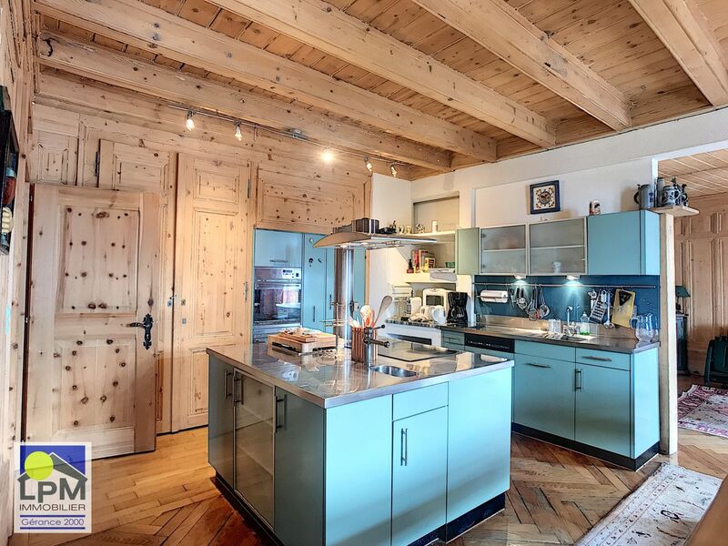 Magnificent Triplex for rent in Leysin