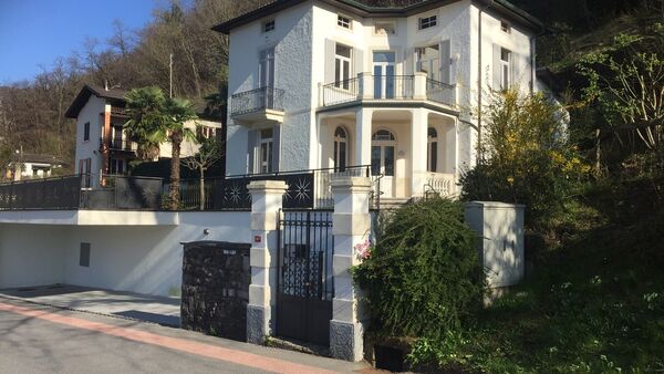 Villa CH-6918 Figino