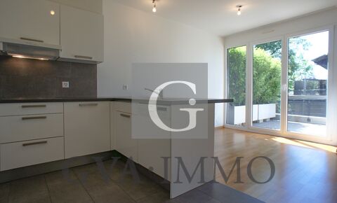 Beautiful 3 room apartment with terraces in the city center