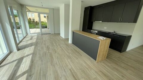 Apartment CH-1786 Sugiez, Impasse des Alpes 8