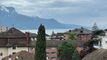 CHARMANT APPARTEMENT TRAVERSANT D'ANGLE DE 3,5 PIECES AVEC BALCON