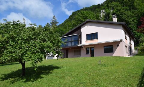 Beautiful family home with 7 rooms - 200 m2