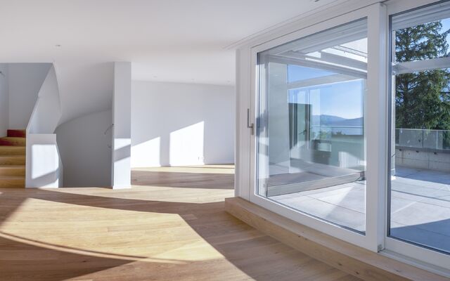 Bright. Sophisticated. Scenic. | A Home by Lake Zug