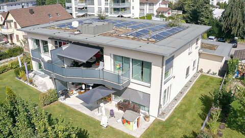 Moderne, helle 4.5-Zimmer-Gartenwohnung nahe dem Zentrum