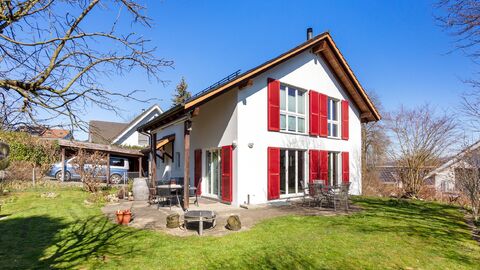 Juni 2025: Einfamilienhaus, Vermarktungsdauer 10 Wochen