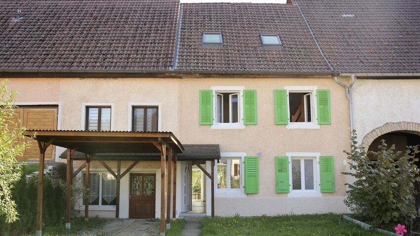 Attached house