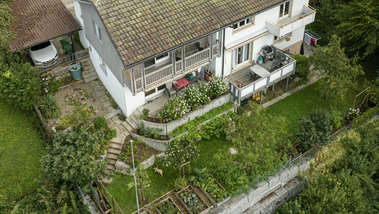 Privilegiert positioniert an Top Lage in Pfäffikon ZH