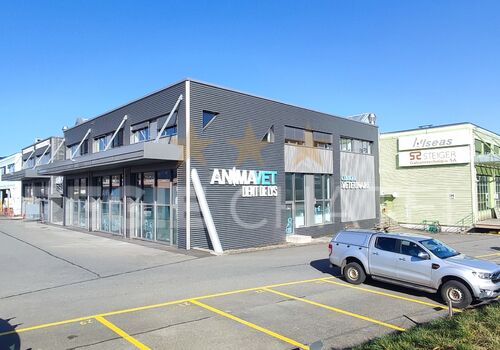 Deal für Großraumbüros, Autobahnausfahrt Châtel-St-Denis