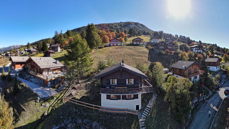 Chalet mit atemberaubender Aussicht in La Péroua
