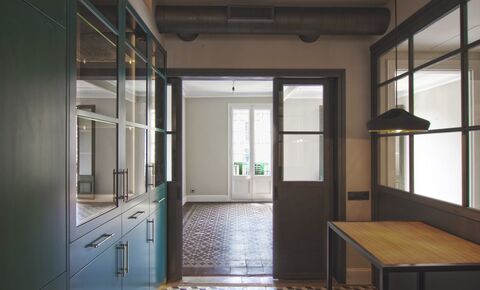 Superb apartment renovated in 2016 on the Rambla Catalunya