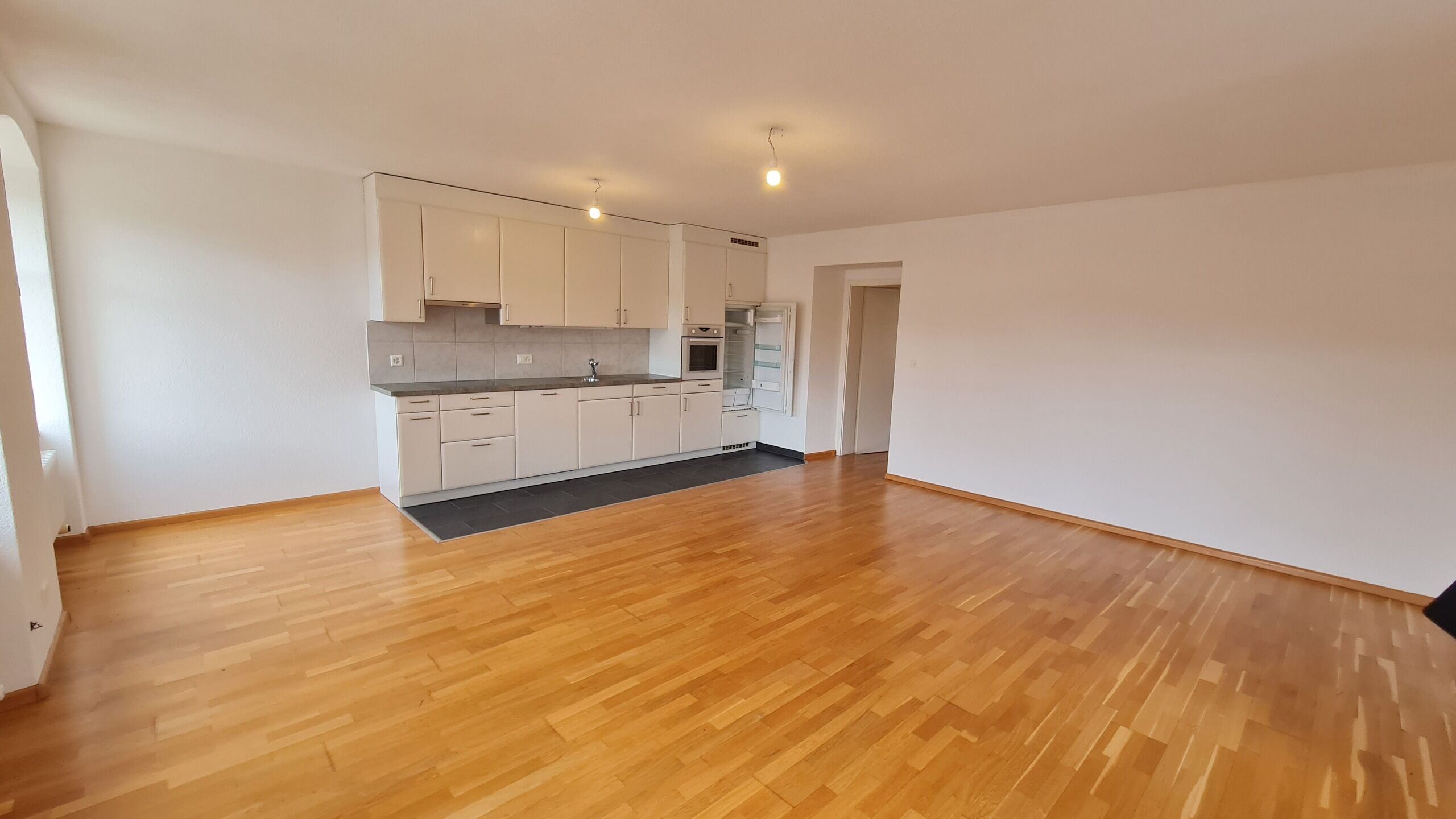 Cuisine agencée et séjour