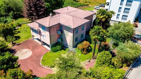 Spacious and representative villa in a very sunny residential area