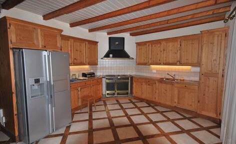 Charmante villa mitoyenne avec piscine