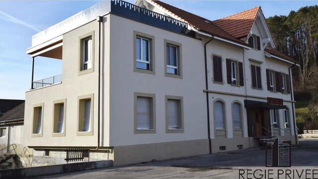 Charmant immeuble Villageois à saisir