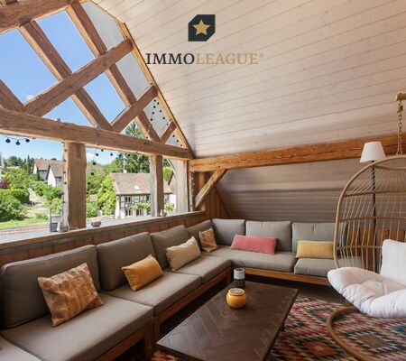 Ein besonderes Highlight der 3.5-Zimmer-Maisonette erwartet Sie auf der zweiten Wohnebene: die grosszügige Loggia.