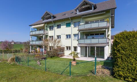 Helle 4.5-Zimmer-Gartenwohnung mit Weitsicht