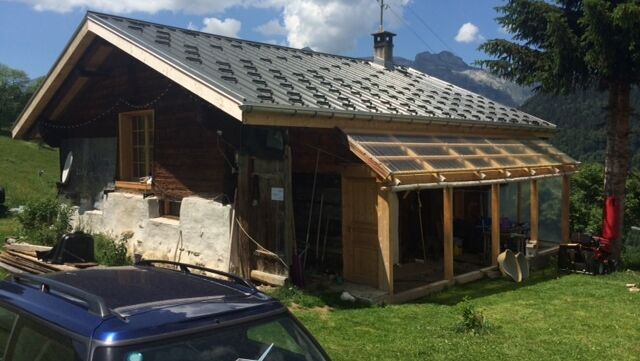 VENDU :  Magnifique chalet avec un cachet incomparable