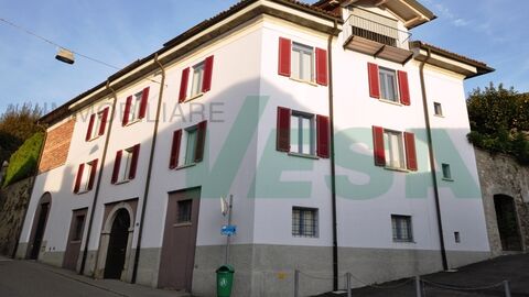 Lovely old house with two nice apartments and much space