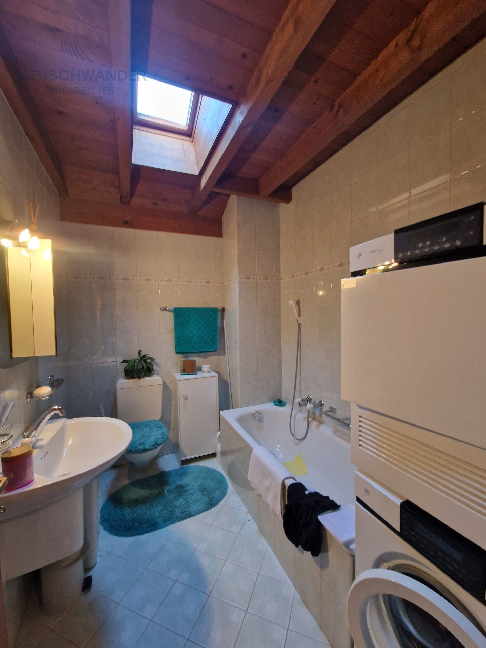 fully equipped bathroom